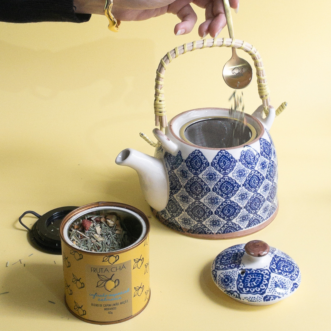 kit Sabores que Abraçam: 5 Chás + Bule de porcelana