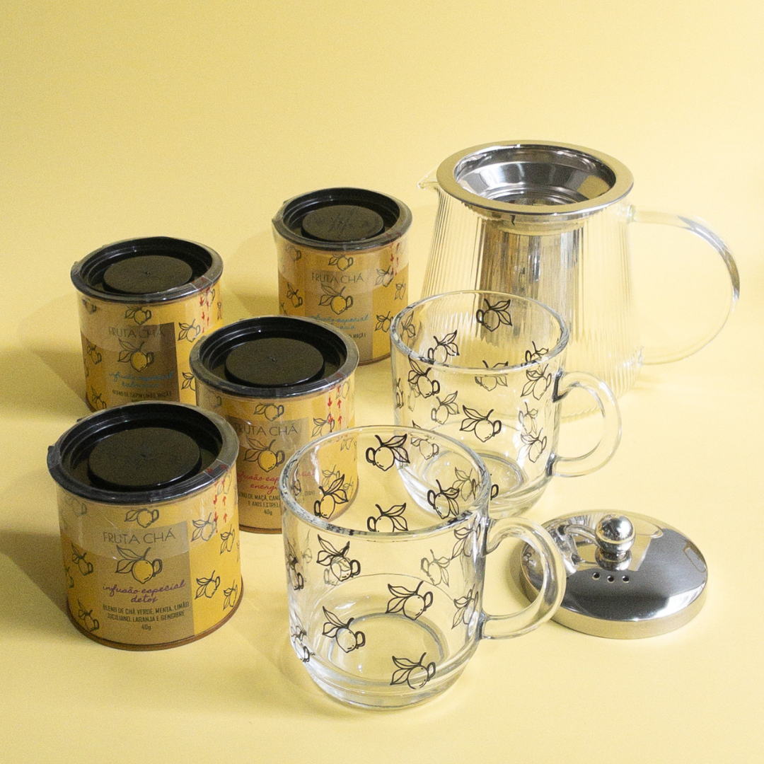 kit Goles de Amor: 4 Chás + Bule de vidro Lines + 2 Canecas